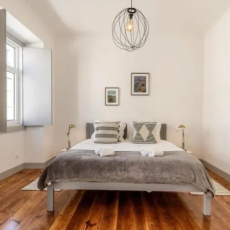 Guestready - Industrial In Anjos Apartman